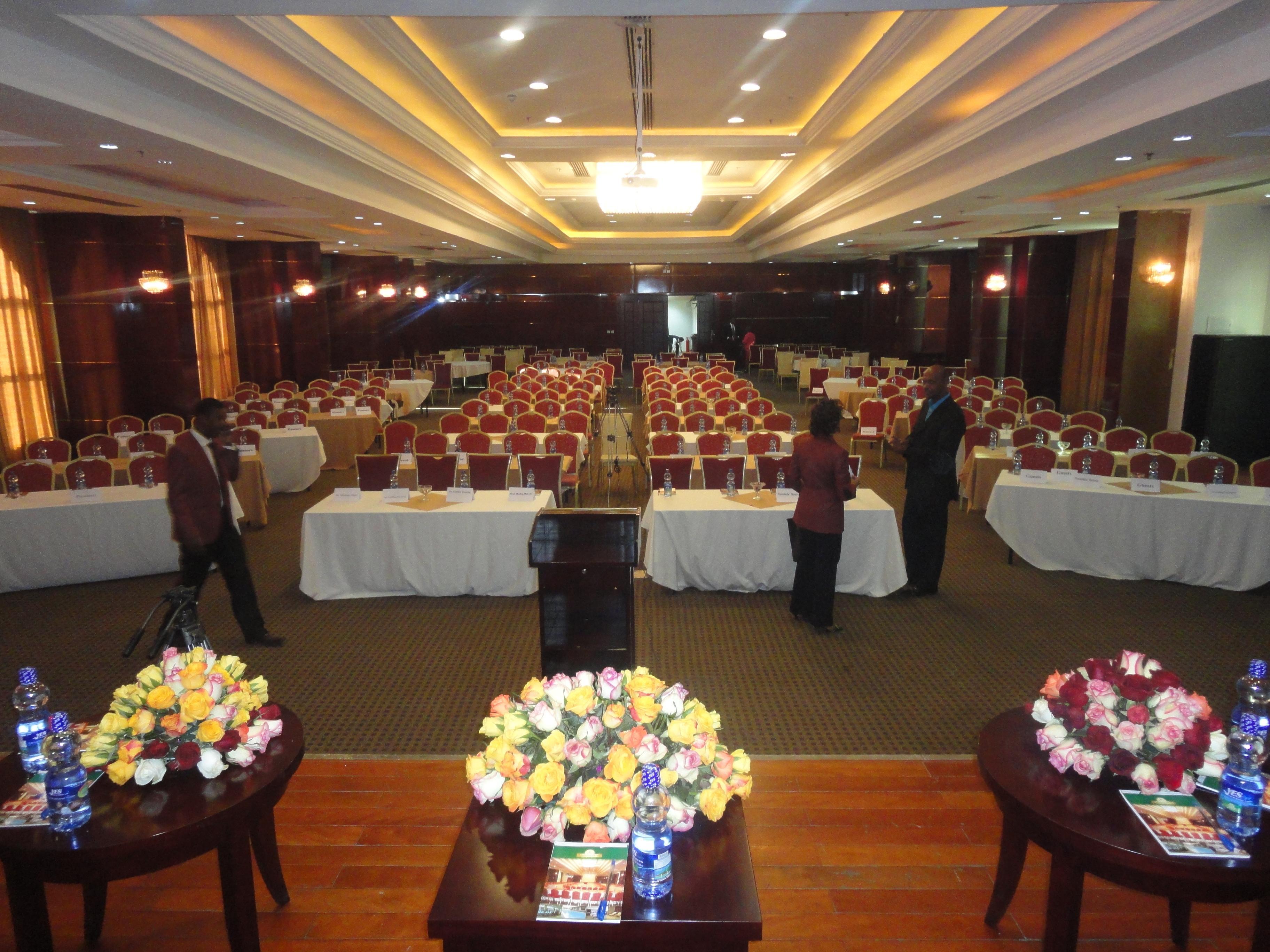 Harmony Hotel Addis Abeba Esterno foto