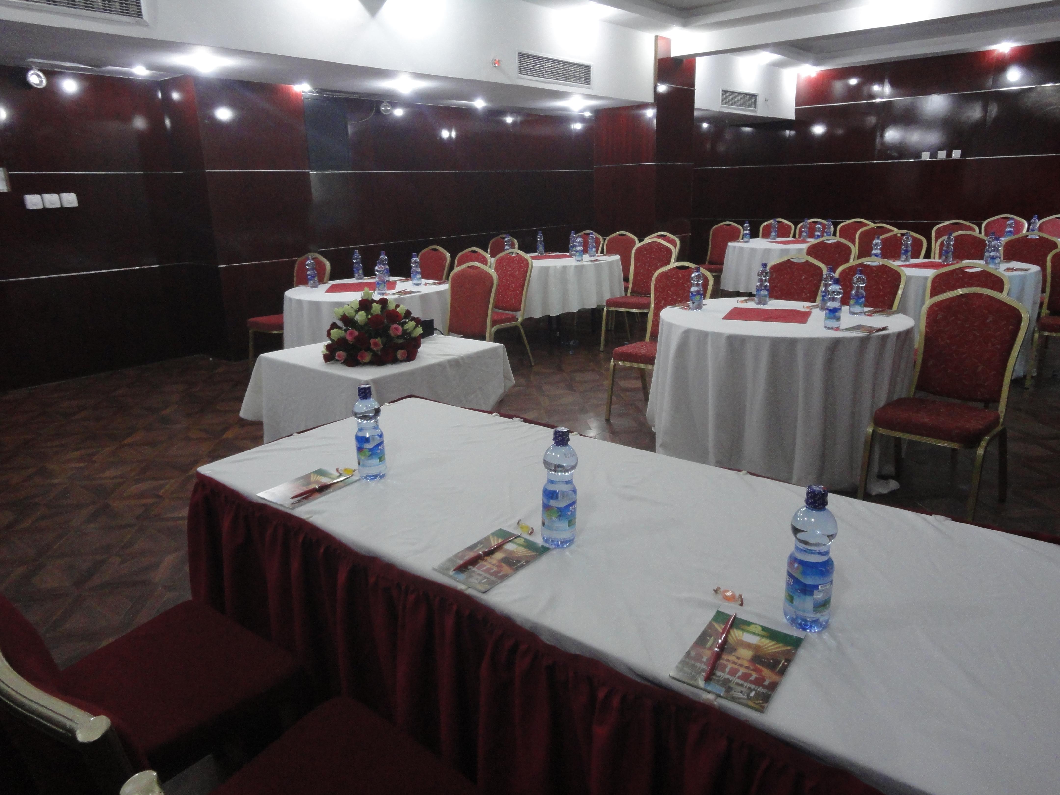 Harmony Hotel Addis Abeba Esterno foto